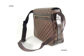 LV45258 Damier Messenger Bag