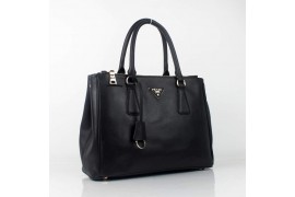 PR1786-01 BN1786 Saffiano Solid Color Leather Tote Black