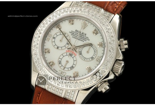 RLDS10051 LE MOP Wht Dial Diam Markers/Bez Running Secs@ 6.00