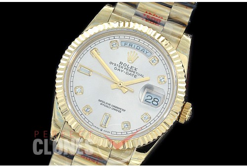 R36DDF-011 GMF 128238 2019 DayDate YG/YG Fluted/President Silver Diamonds A-2836