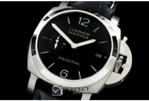 PN392Q01 Pam 392Q 1953 days Auto SS/LE Black P9000