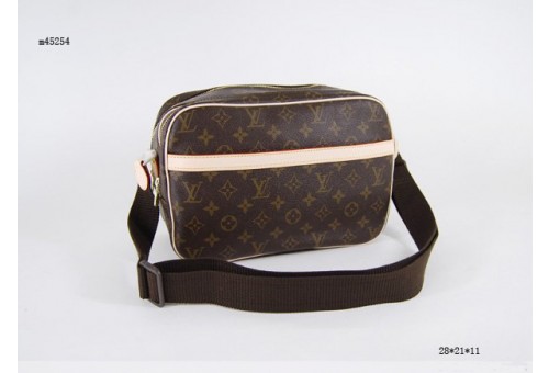 LV45254 Monogram Shoulder/Porch Bag