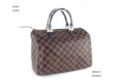 LV41532 Damier Handheld Cosmetic Bag