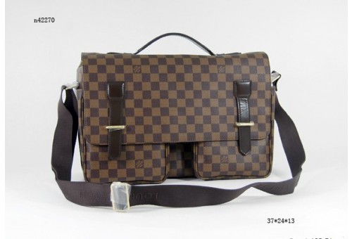 LV4227Damier Messenger Bag