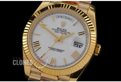 0.0 0 0 0 R40DDF00521 QF Extra Weighted Daydate 40mm 228238 904 Steel YG/YG Fluted Bez White Roman VR 3255