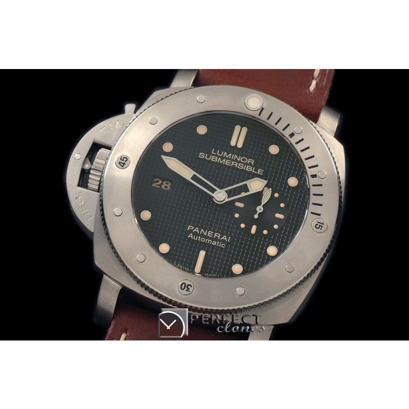 PN569Q16 Pam 569Q Lefty Submersible SS/LE Blk P9000