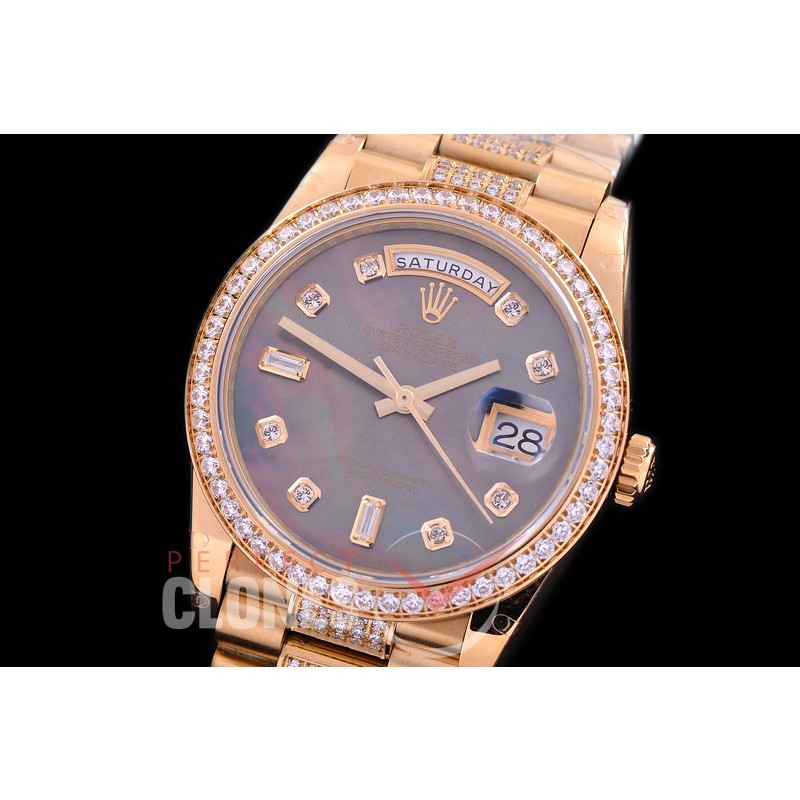 R36DDF-118D2 BP 128348RBR 2019 DayDate YG/YG Fluted/President MOP Black Diamonds A-2836