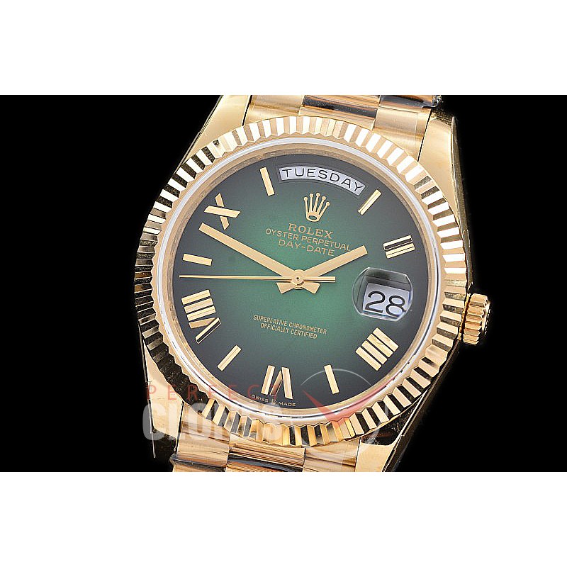 R40DDF10037 Daydate 40mm 228238 YG/YG Olive Green Roman A-2836