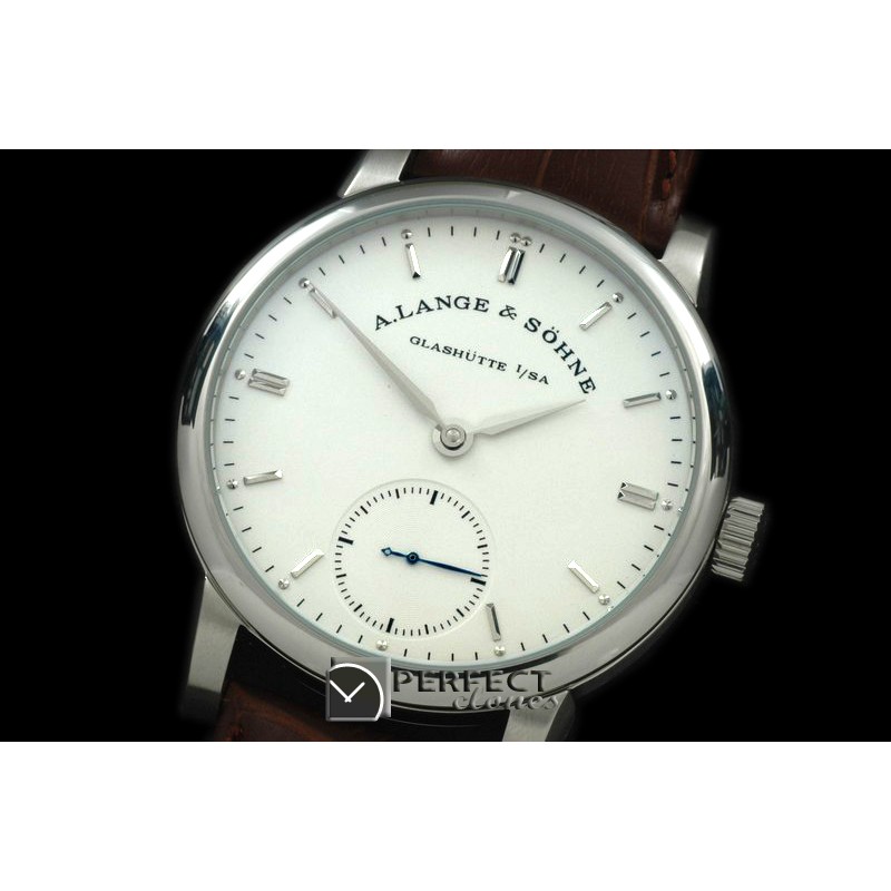 AL00111 Classic 1815 SS/LE White Asian 17J Manual H/W